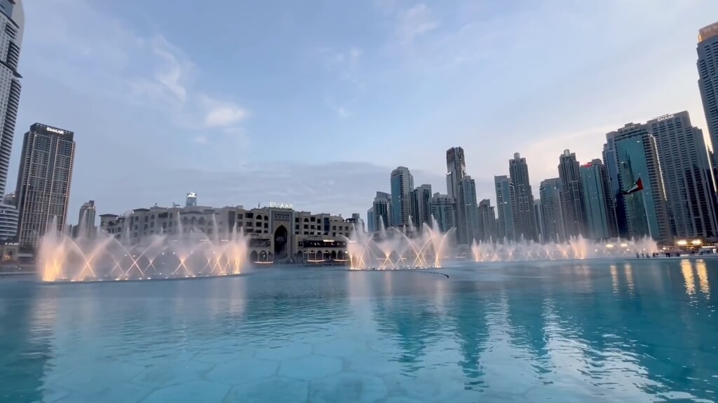 dubai fountain